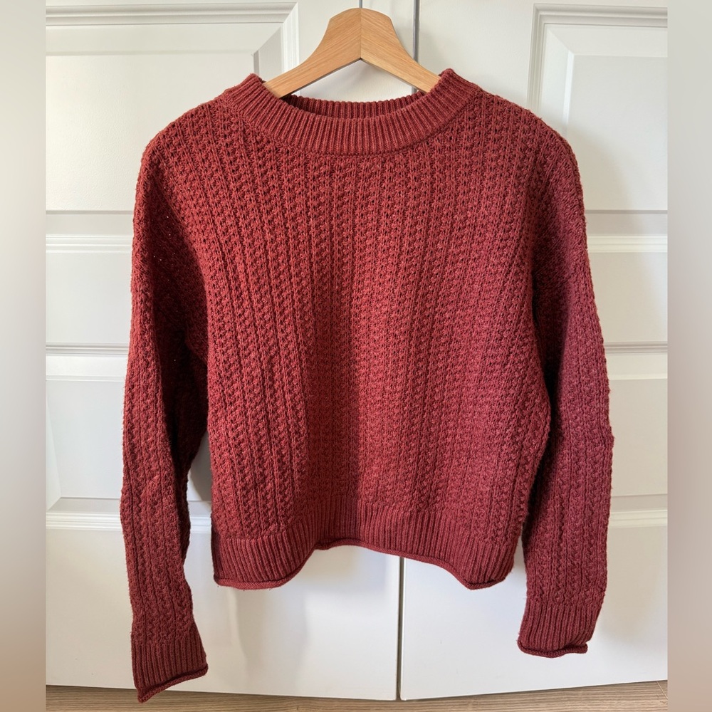 Universal Thread Women's burnt orange Cable Knit Sweater, size XS